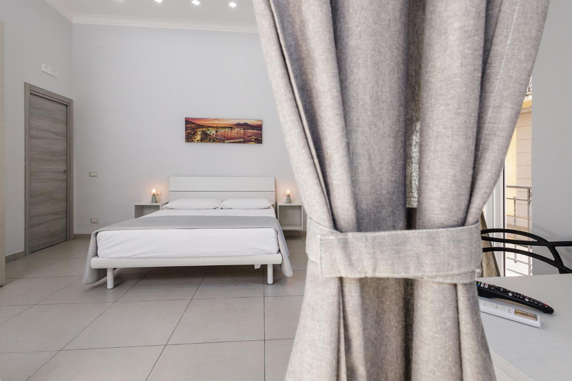 Hotel Caroline'S House Neapol Zewnętrze zdjęcie