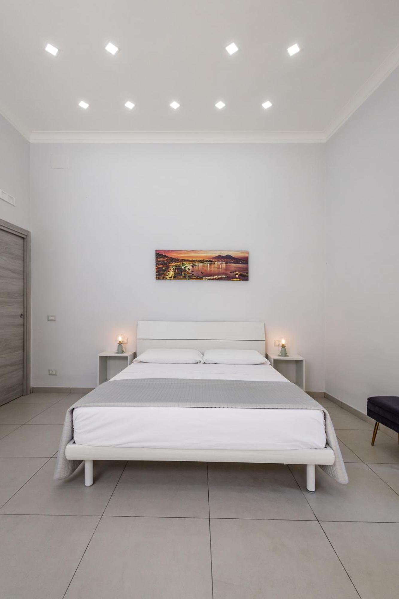Hotel Caroline'S House Neapol Zewnętrze zdjęcie