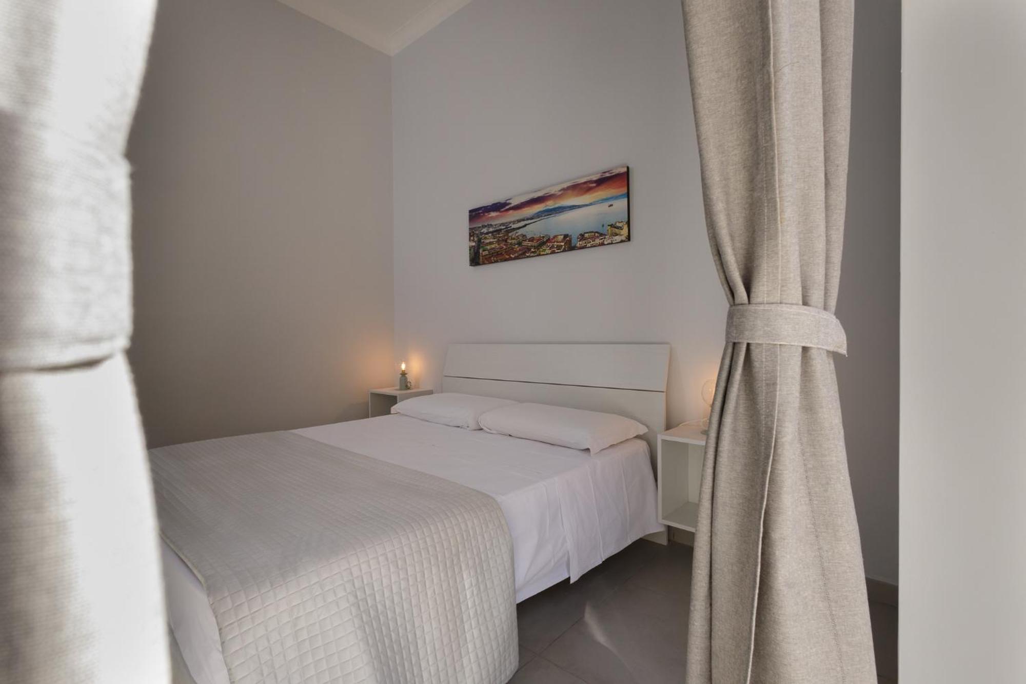 Hotel Caroline'S House Neapol Zewnętrze zdjęcie
