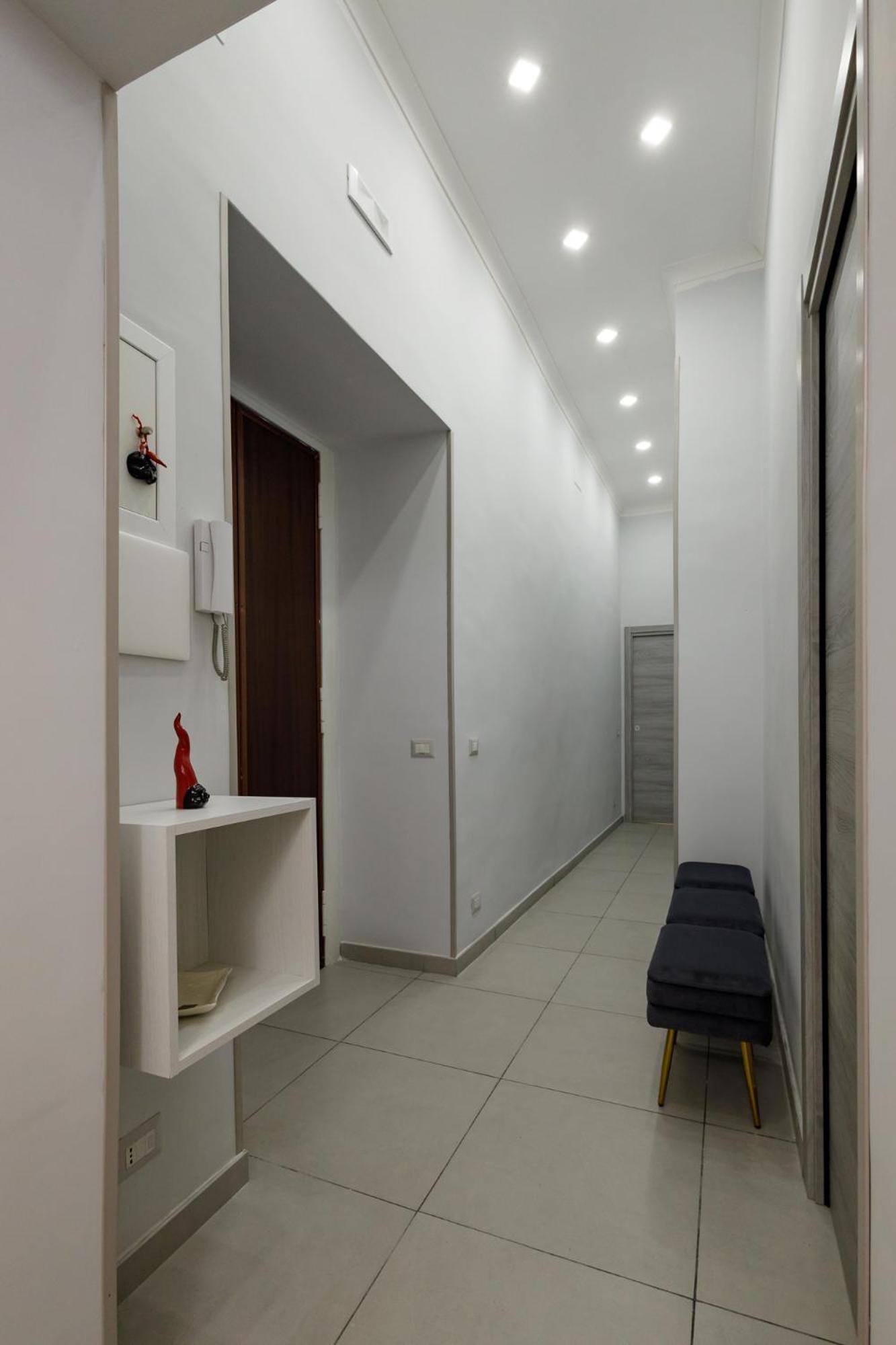 Hotel Caroline'S House Neapol Zewnętrze zdjęcie